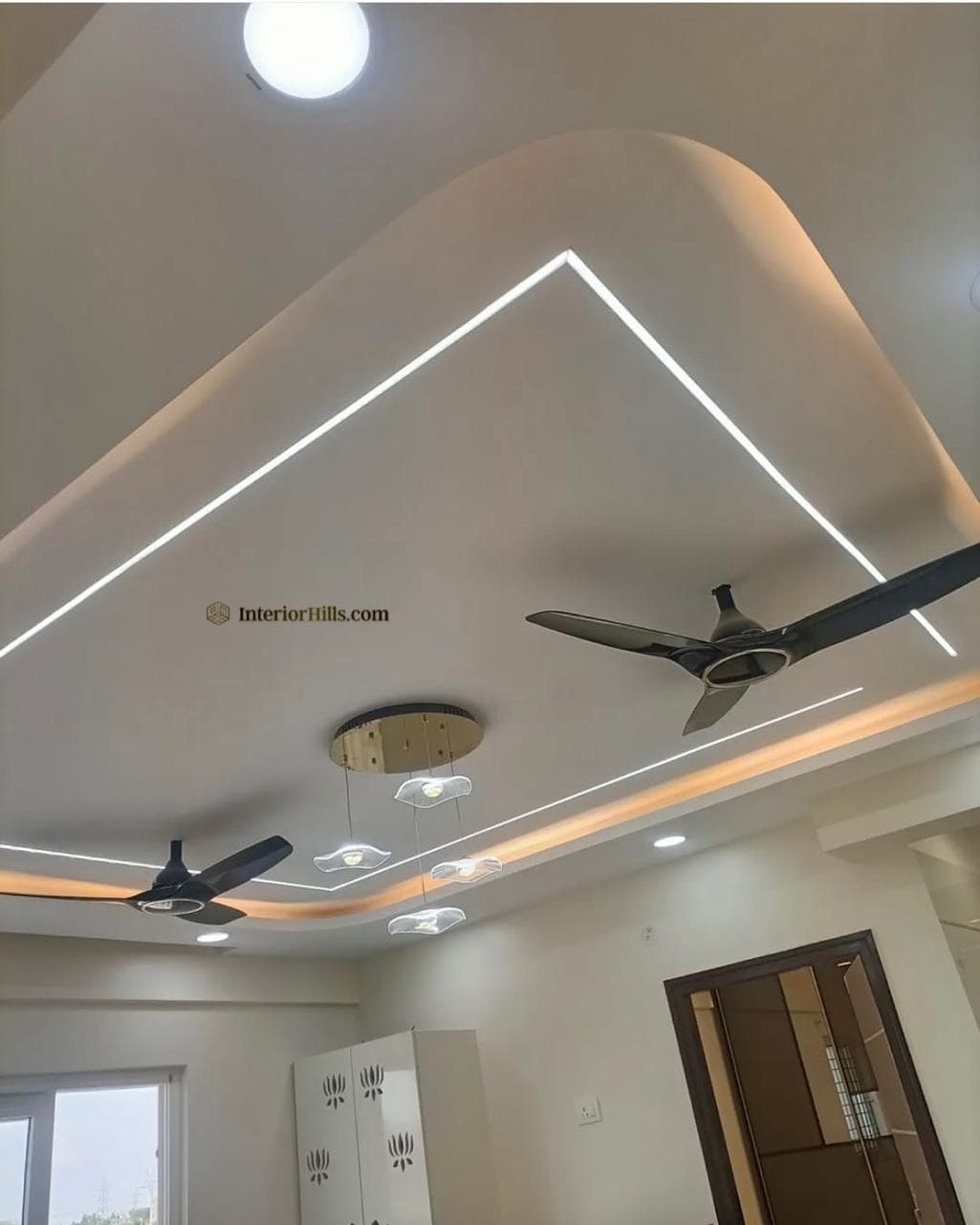Contemporary False Ceiling Style 7
